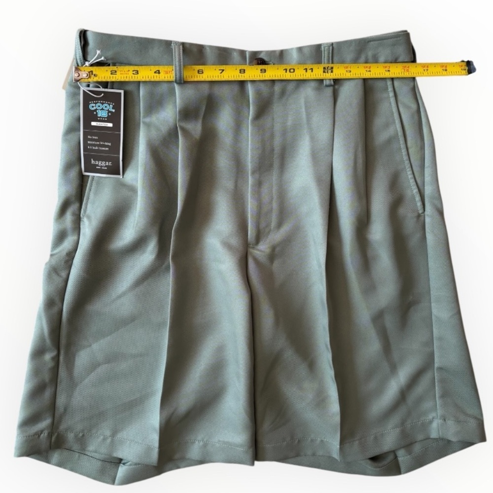 NWT Haggar Men's Performance Cool 18 Pleated Sage Green Golf Shorts Size 34 - Picture 8 of 9